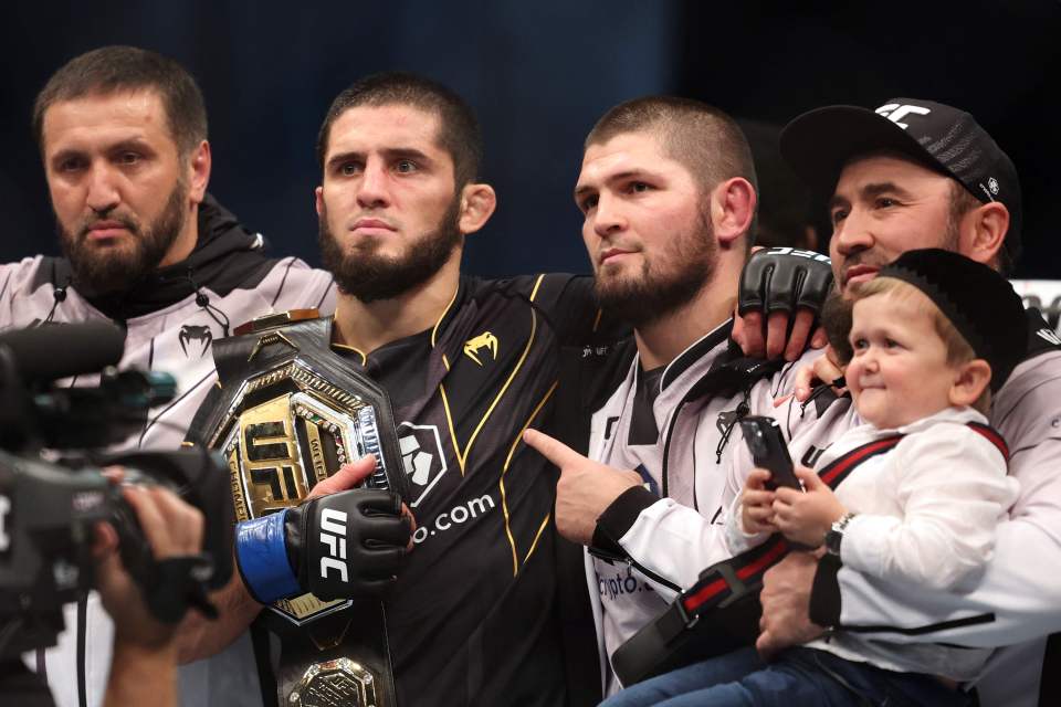 You are currently viewing Khabib Nurmagomedov names current UFC champion he does NOT want Islam Makhachev to fight for second belt