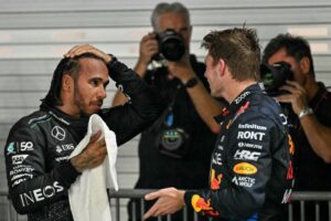 Read more about the article The reason why Lewis Hamilton will love F1’s swearing penalty despite telling Max Verstappen not to serve it