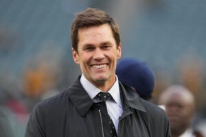 Read more about the article ‘Awkward’ – Fans concerned about Tom Brady’s Super Bowl debut after multiple announcing flubs despite record $375m deal