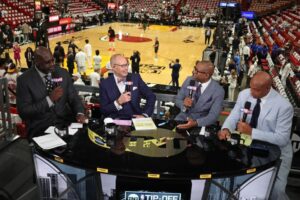 Read more about the article Fans fume as FS1 analyst claims Shaq and Charles Barkley’s Inside the NBA has ‘done more damage to league than anything in last decade’