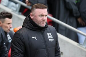 Read more about the article Wayne Rooney sacking leaves Plymouth fans in painfully awkward situation on January 1