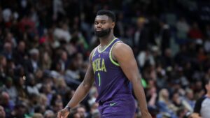 Read more about the article Pelicans update: Zion Williamson suspended one game; Herb Jones out indefinitely with shoulder injury