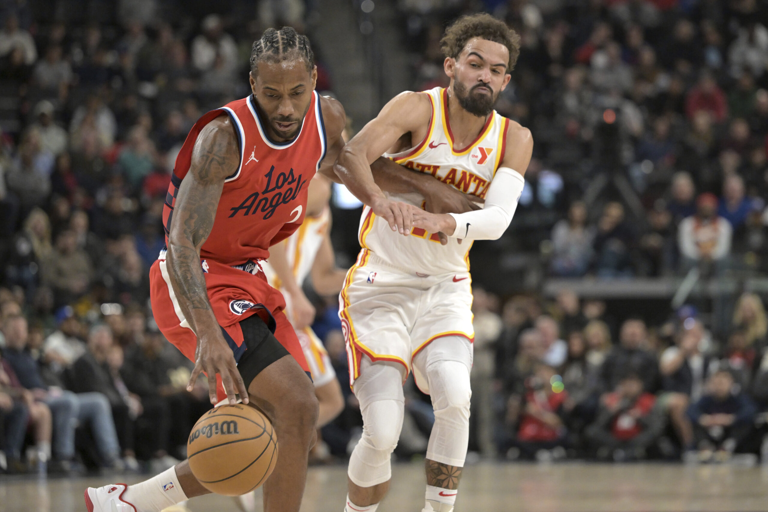 You are currently viewing Kawhi Leonard scores 12 in season debut as Clippers overwhelm Hawks