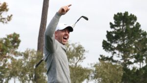 Read more about the article Rory McIlroy hits remarkable slam dunk hole-in-one at Pebble Beach Pro-Am as Scottie Scheffler returns from ‘stupid’ injury