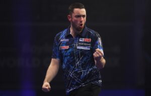 Read more about the article Luke Humphries lands stunning nine-darter in exhibition match with Stephen Bunting