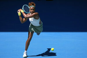 Read more about the article Coco Gauff starts her Australian Open with a straight-sets win over Sofia Kenin