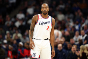 Read more about the article Kawhi Leonard stepping away from Clippers to be with family impacted by Los Angeles fires