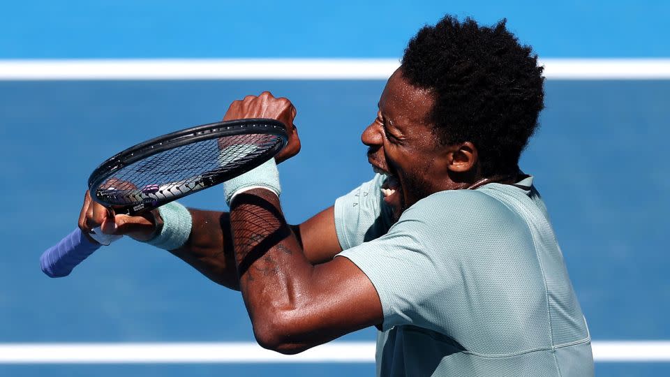 You are currently viewing Gaël Monfils becomes oldest ever winner of an ATP Tour title, surpassing Roger Federer