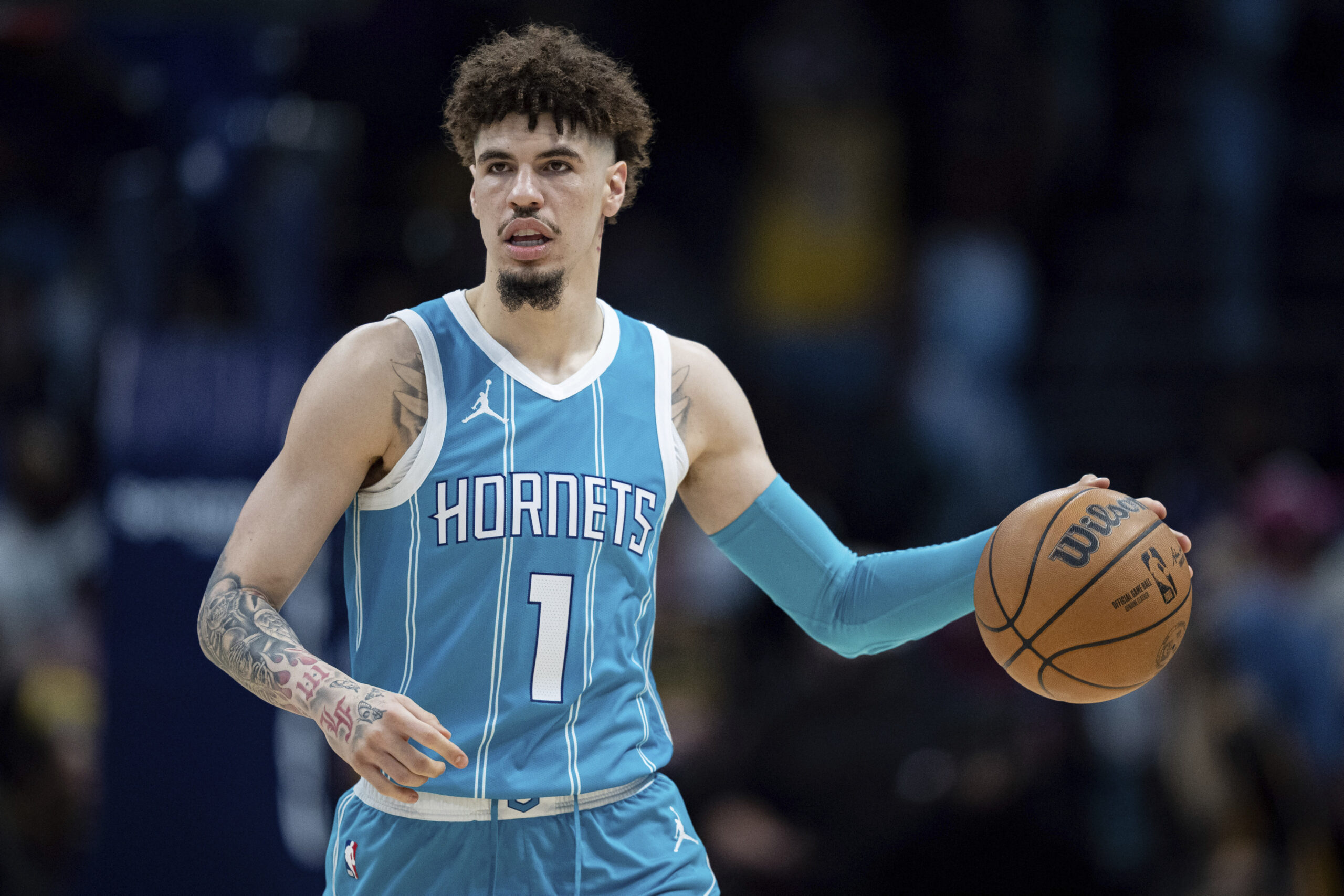 Read more about the article Hornets star LaMelo Ball out at least 1 week with left ankle sprain