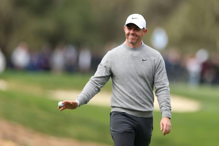 Read more about the article McIlroy launches PGA season debut with hole-in-one