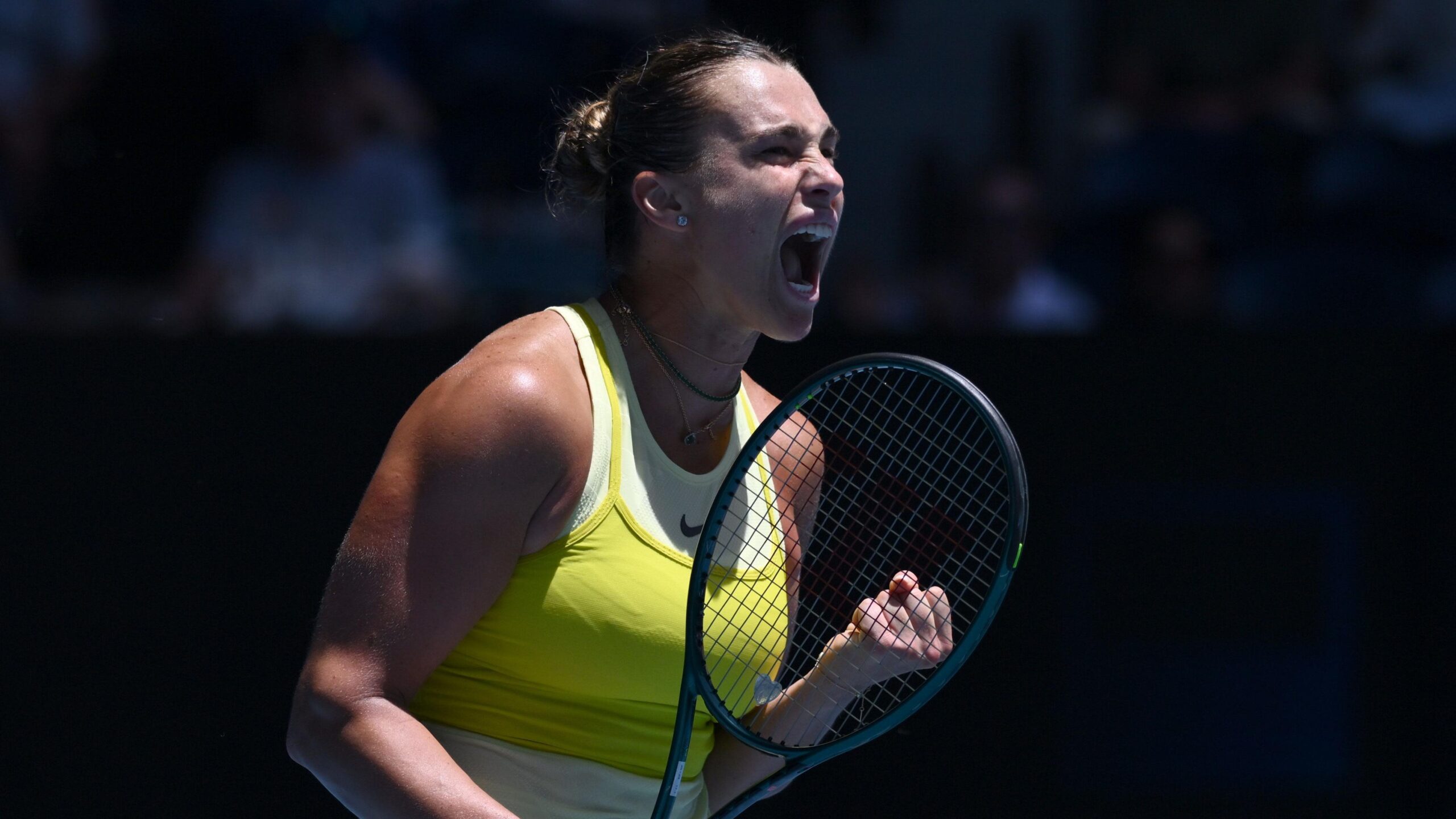 Read more about the article Sabalenka ‘pushes to the limit’ to progress