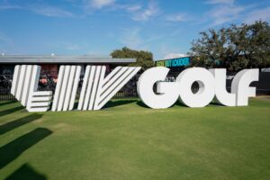 Read more about the article LIV Golf inks multiyear media rights deal with FOX Sports to start in 2025