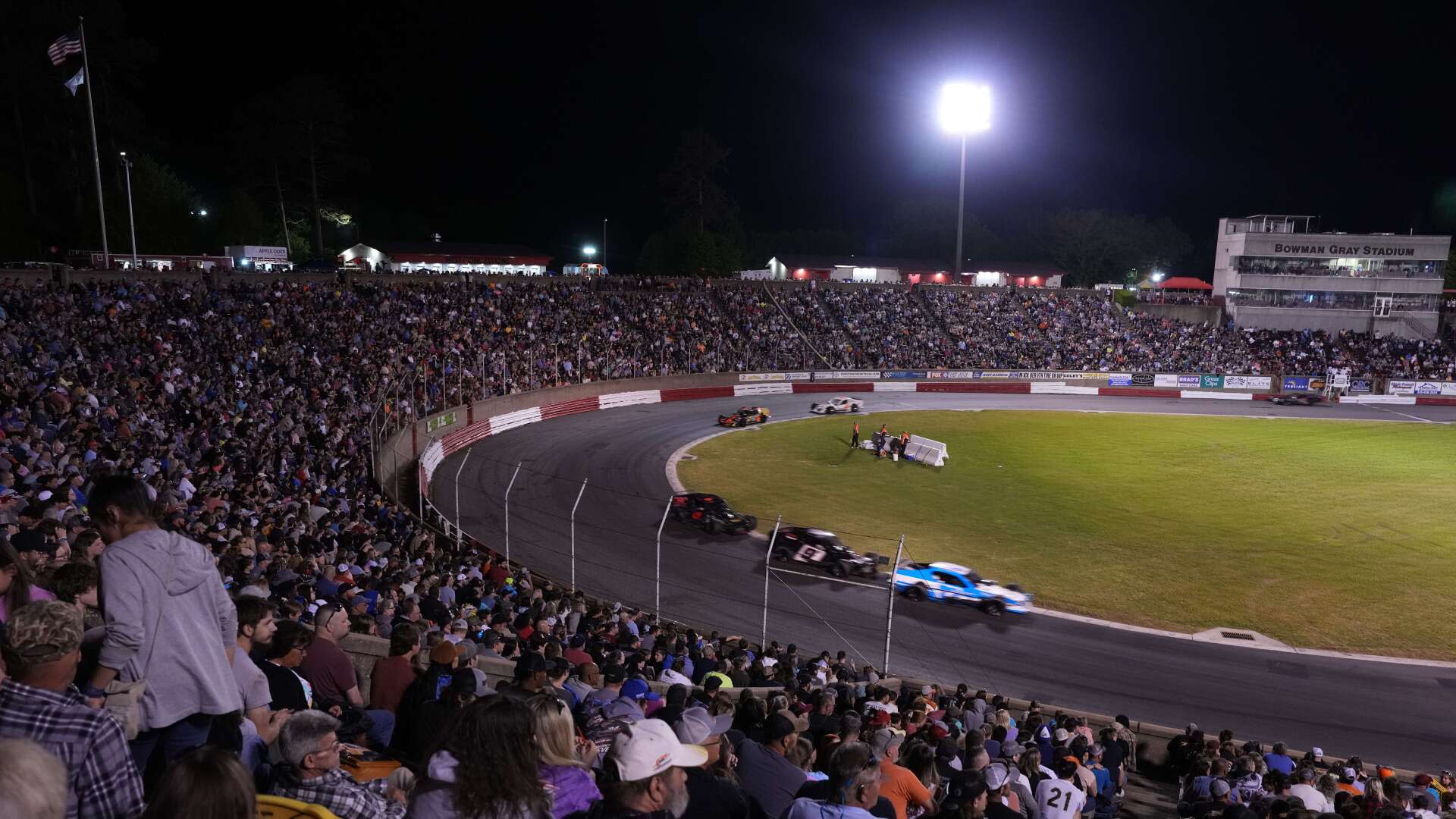 Read more about the article Weekend schedule, TV info for NASCAR Clash at Bowman Gray Stadium