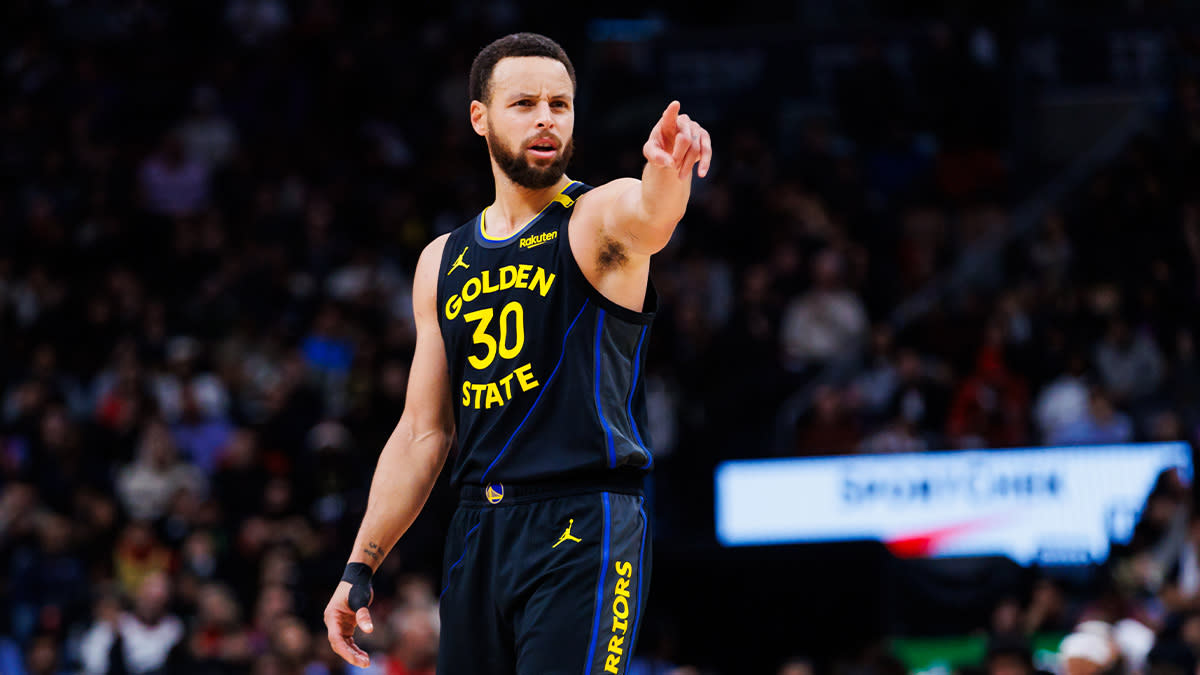 You are currently viewing Steph passes pair of NBA legends on two all-time leaderboards