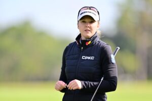 Read more about the article Brooke Henderson ditches the glasses for 2025, looks to end LPGA victory drought at TOC