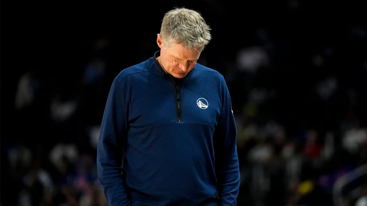 You are currently viewing Kerr shoulders blame for Warriors’ struggles: ‘It’s my fault’