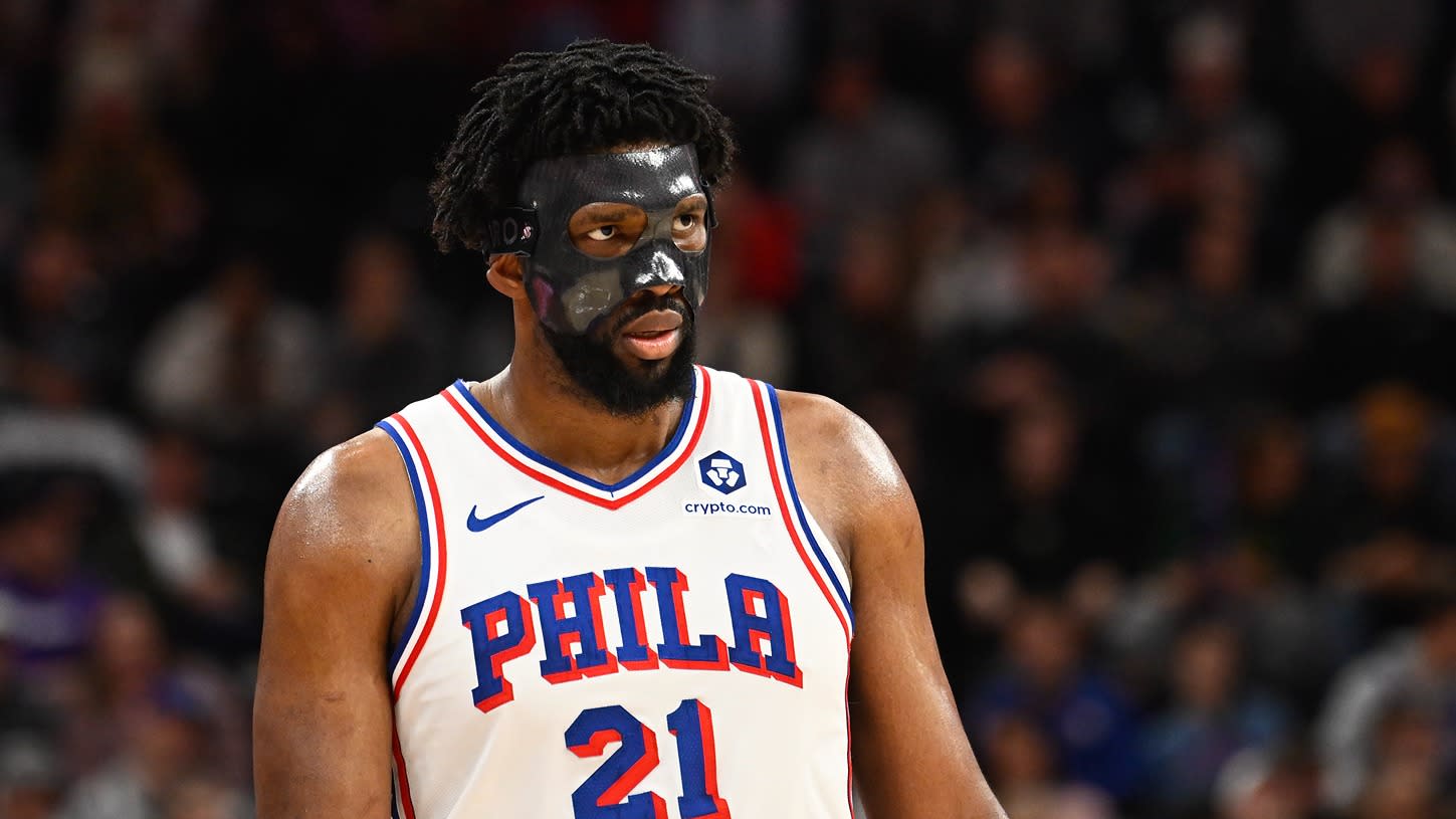 You are currently viewing Embiid to sit out 1st leg of Sixers’ back-to-back against Kings