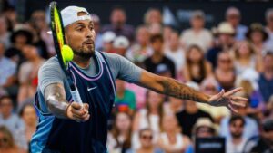 Read more about the article Kyrgios says abdominal strain ‘not too serious’