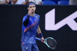 Read more about the article Lorenzo Musetti’s man bun is gone at the Australian Open, but he still manages to win by a hair