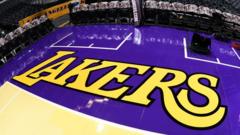 Read more about the article Lakers and Kings postpone games amid Los Angeles wildfires