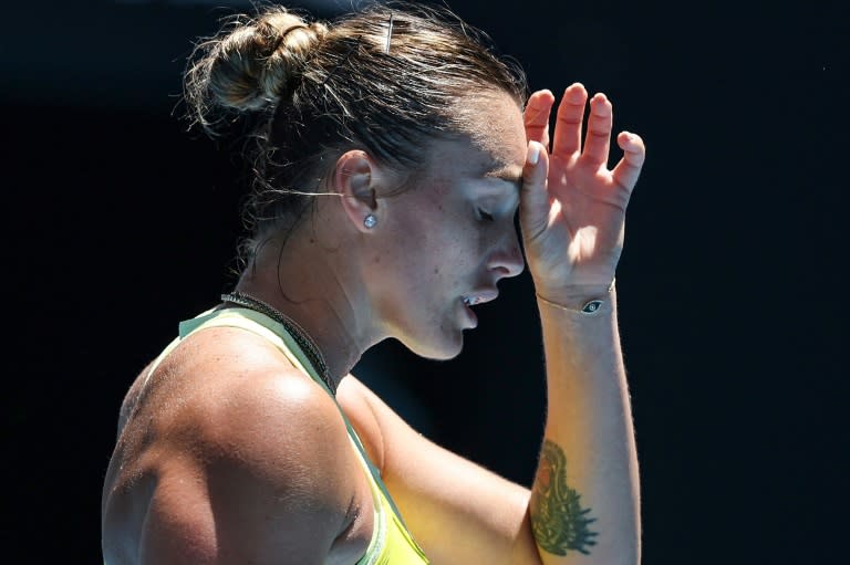 Read more about the article Sabalenka fights on as Alcaraz muscles into Melbourne last 16