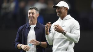 Read more about the article Tiger Woods and Rory McIlroy watch on as The Bay Golf Club wins opening match of high-tech indoor TGL golf league