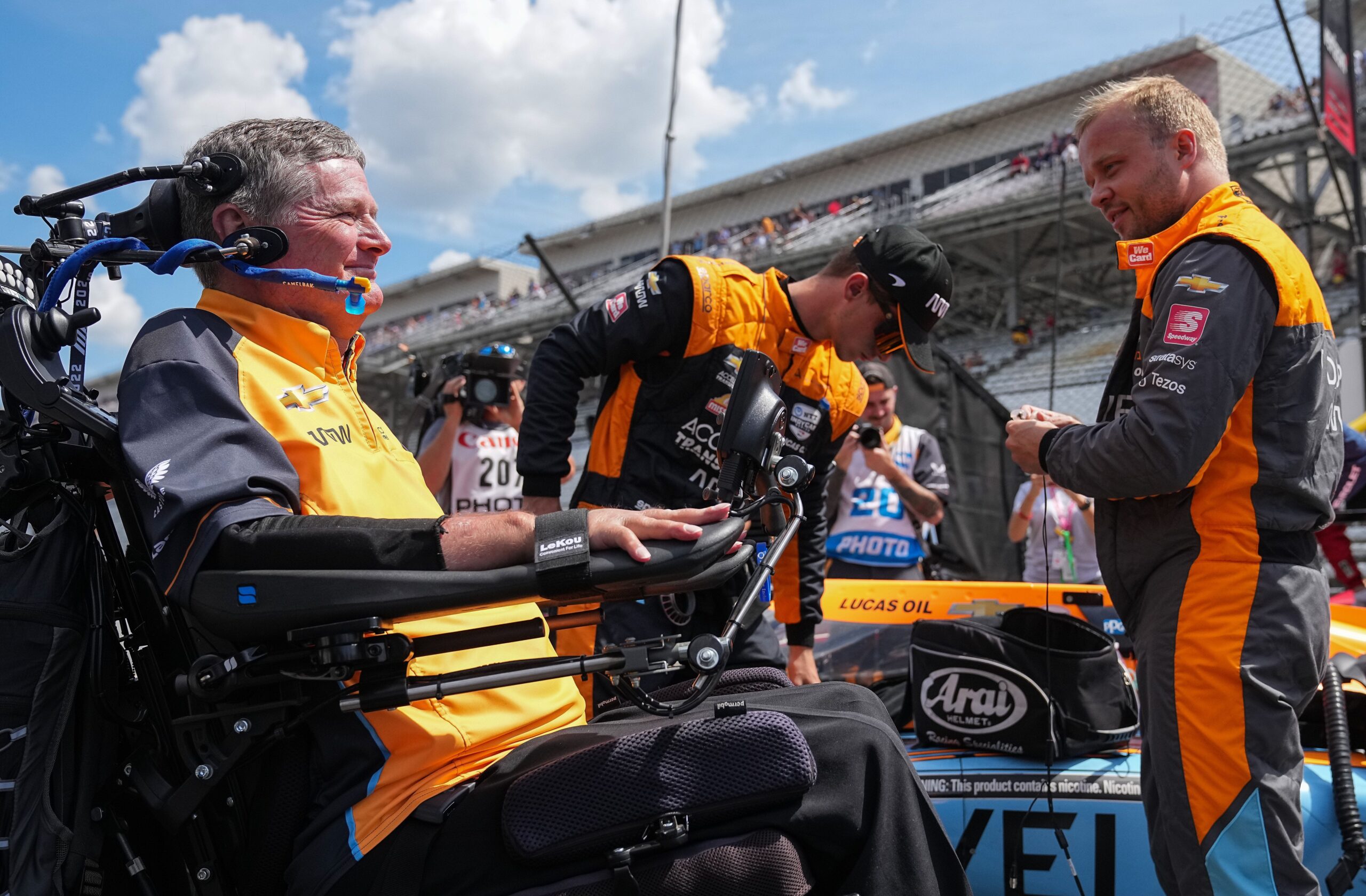 Read more about the article McLaren Racing takes full ownership of IndyCar team from Sam Schmidt, Ric Peterson