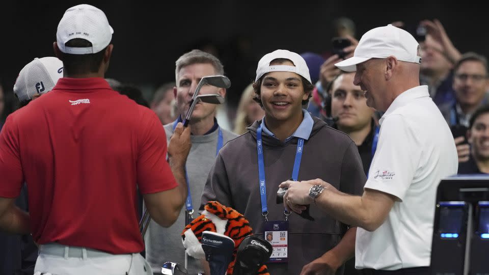 Read more about the article Tiger Woods’ son Charlie chuckles while watching his dad suffer heavy defeat in TGL debut