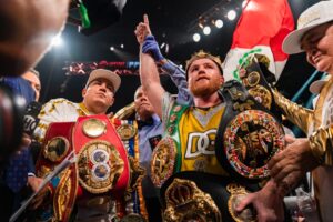 Read more about the article Canelo Alvarez’s manager reveals two possible opponents for next fight before Terence Crawford showdown