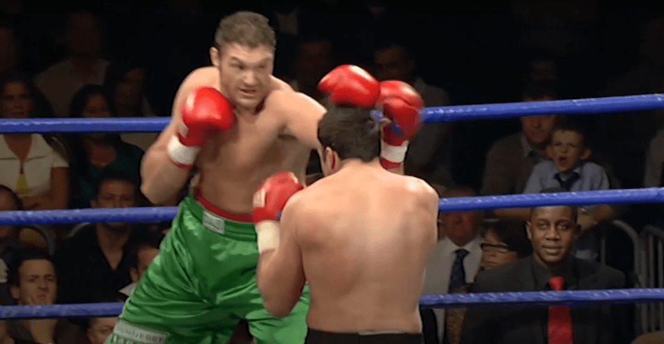 You are currently viewing Tyson Fury blitzed foe in 48 seconds with blistering combination in fastest KO of his career