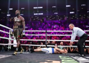 Read more about the article Deontay Wilder cried after his last knockout win which saw him wipe out Robert Helenius with stunning one-punch KO