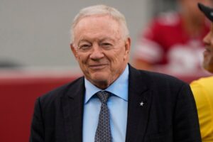 Read more about the article Jerry Jones could trigger Bill Belichick’s $10m UNC buyout as secret details emerge