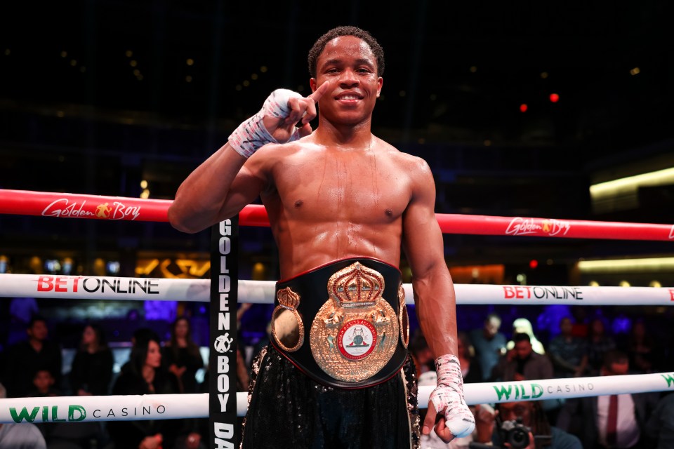 You are currently viewing ‘He ran away’ – Devin Haney got ‘buckled’ in sparring by one of America’s brightest prospects