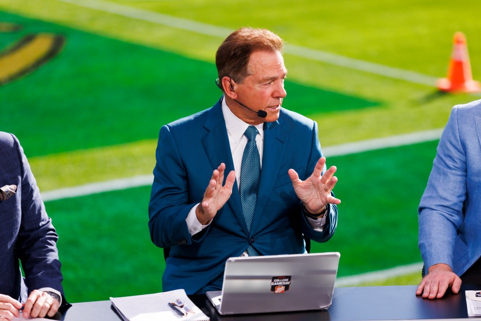 Read more about the article ESPN’s College Gameday has awkard Nick Saban moment due to technical issues 