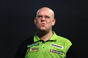 Read more about the article Michael Van Gerwen has biggest ego in darts – it led to PDC cult hero punching him twice