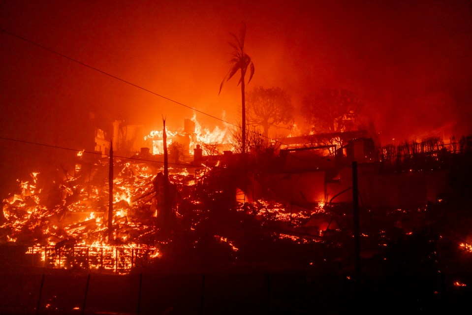 You are currently viewing NFL teams join forces with heartwarming $5million gesture in wake of Los Angeles wildfires