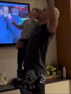 Read more about the article Newcastle star Bruno Guimaraes dances with young son at home after historic win over Arsenal