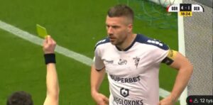 Read more about the article ‘Never seen him like this’ – Ex-Arsenal star Lukas Podolski avoids red card for ‘horrendous’ tackle