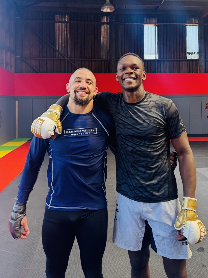 Read more about the article ‘Drastic changes’ – Fans stunned as Israel Adesanya releases training footage with former UFC rival