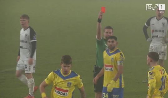 You are currently viewing Tottenham wonderkid shown two yellow cards in five seconds as he is sent off after full-time whistle