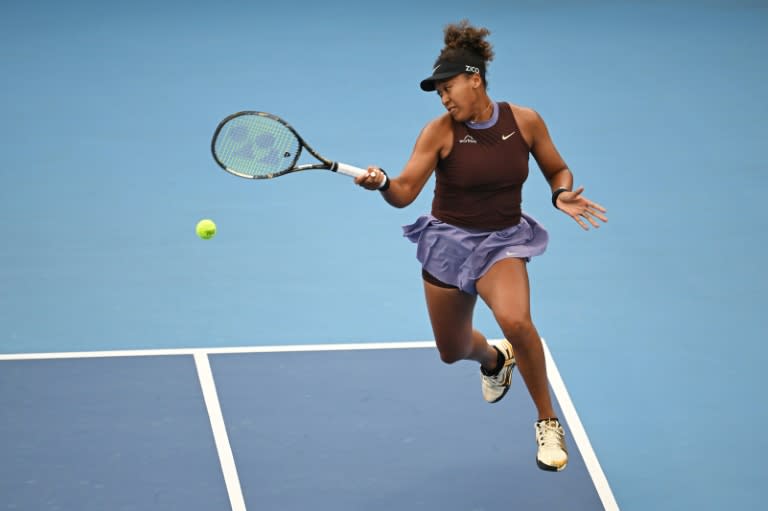 You are currently viewing Rain break helps Osaka overcome nerves to reach Auckland quarters