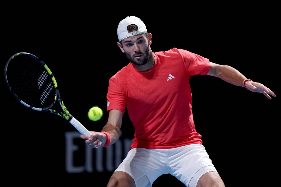 You are currently viewing Jacob Fearnley has four-word response after being dubbed as ‘next Andy Murray’ at Australian Open