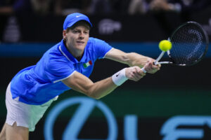 Read more about the article Australian Open 2025: Jannik Sinner, Carlos Alcaraz and Novak Djokovic lead the men’s field