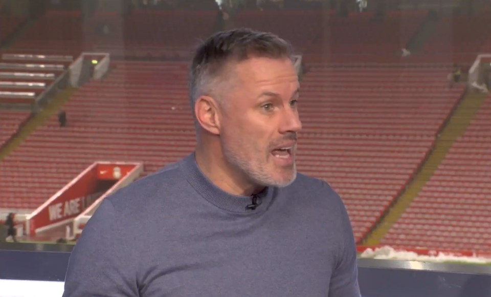 You are currently viewing Jamie Carragher tells Liverpool to replace ‘absolute legend’ in January