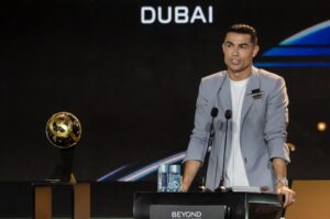 Read more about the article ‘A shame’ – Roberto De Zerbi hits back at Cristiano Ronaldo following view that he manages a ‘finished’ club