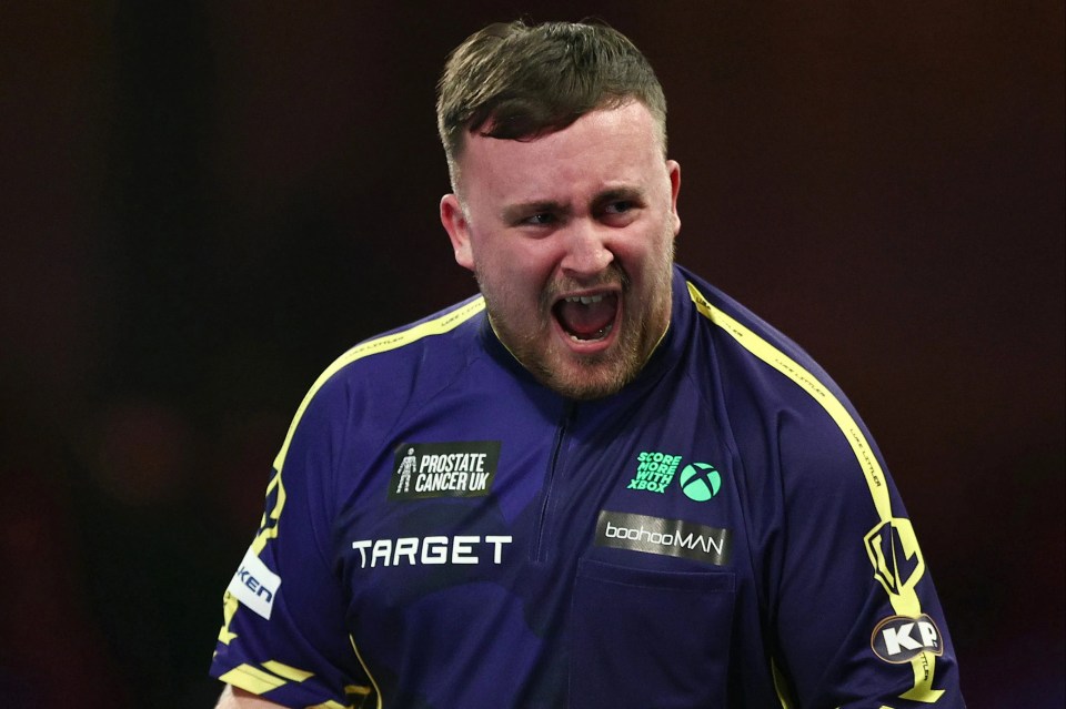 You are currently viewing Luke Littler one match from breaking long-standing Michael van Gerwen record with duo to meet in £500k showdown