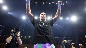 Read more about the article Oleksandr Usyk named in dream fight with Britain’s Mike Tyson by Turki Alalshikh as boxing chief talks legend’s record