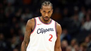 Read more about the article Kawhi Leonard away from Clippers to be with family forced to evacuate Los Angeles area fires