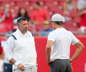 Read more about the article Mike Vrabel and Tom Brady’s unlikely partnership began with a foul-mouthed rant and ended in breaking a Super Bowl record