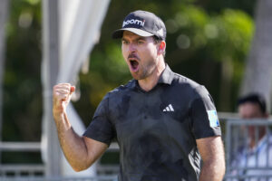 Read more about the article Nick Taylor wins another playoff with clutch play on the 18th in the Sony Open